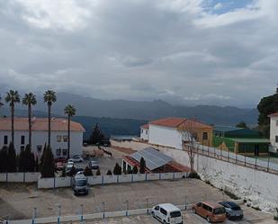 Vista exterior de Pis de lloguer en Ronda amb Moblat