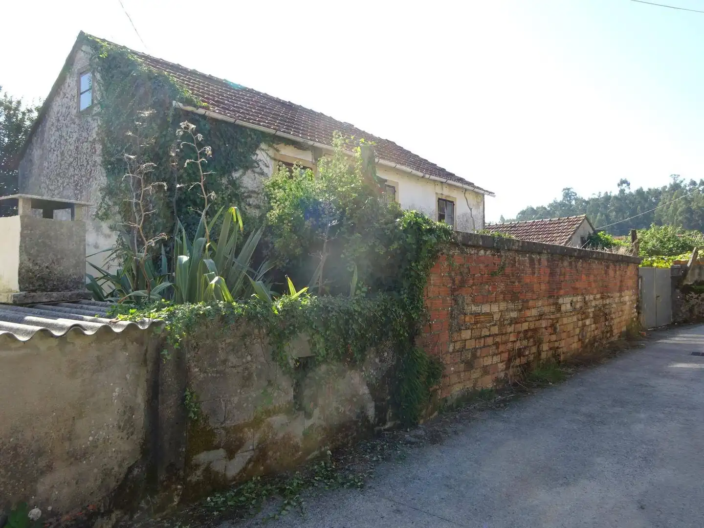 Exterior view of Houses for sale in Teo  with Storage room