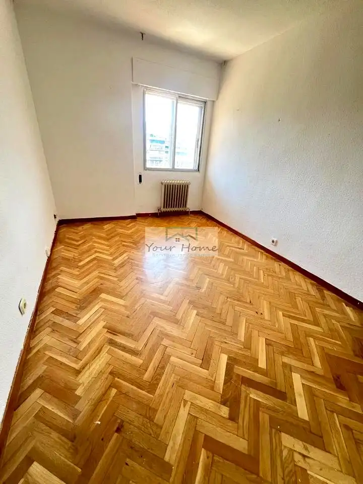Piso en venta en Torrejón de Ardoz con Parquet y Terraza