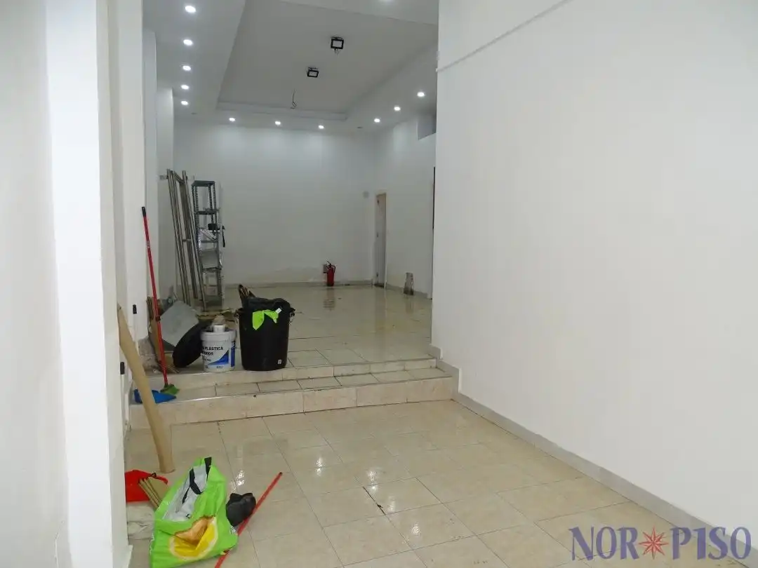 Local comercial en venda a Ibaiondo, imagen 7