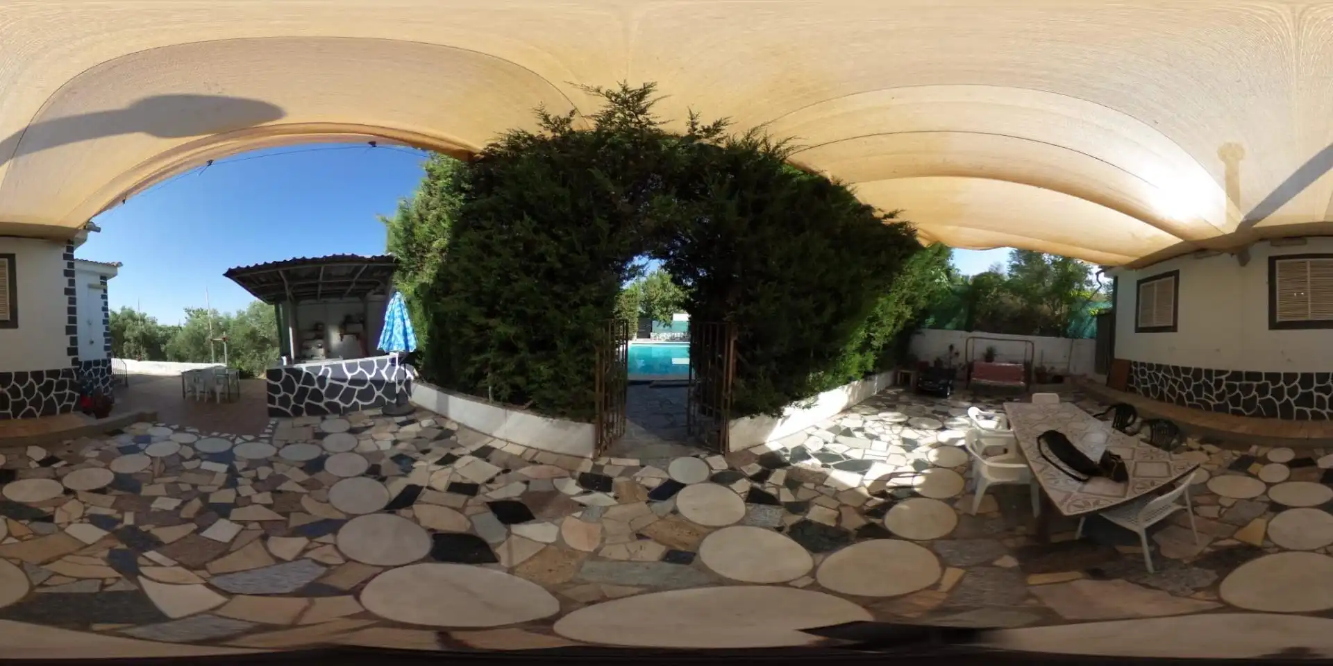 Terrassa de Casa o xalet en venda en Cogollos de la Vega amb Piscina