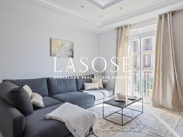 Appartamento con balcone in vendita a Carrer CONSELL DE CENT