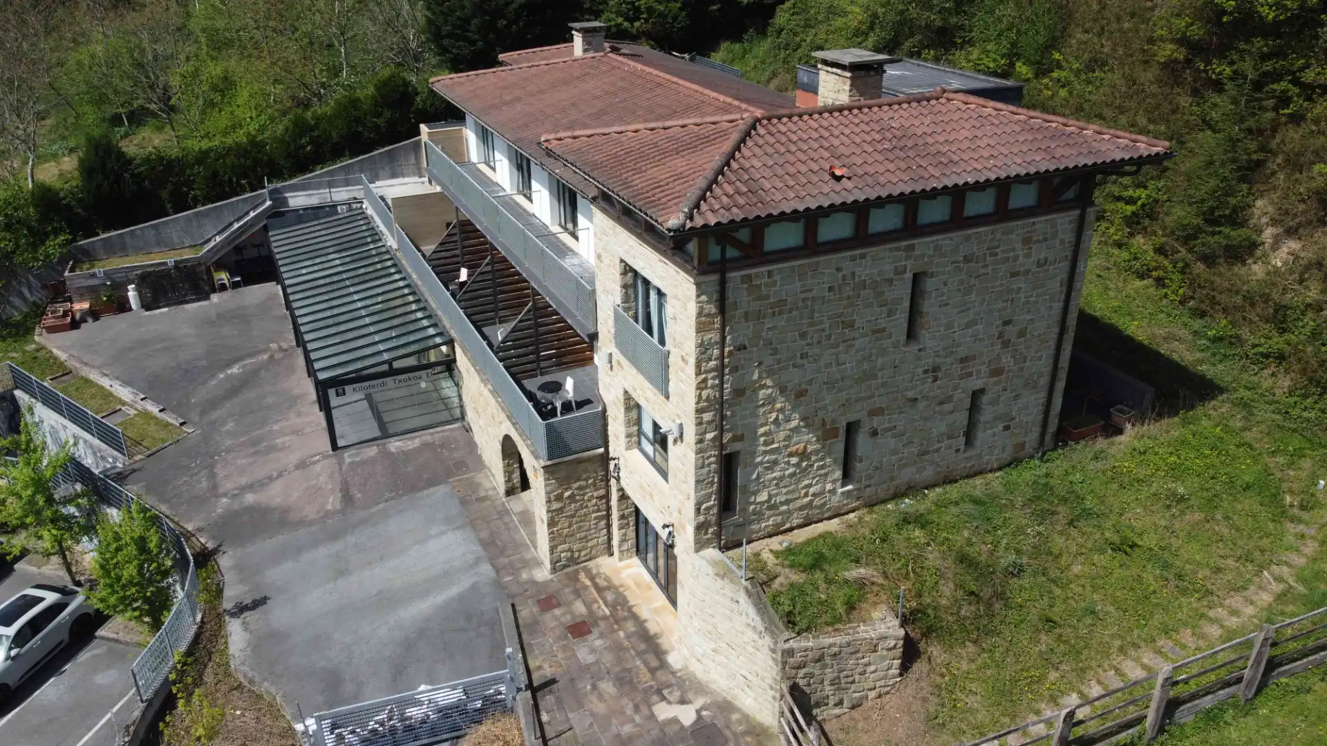 Vista exterior de Edificio en venta en Zeanuri