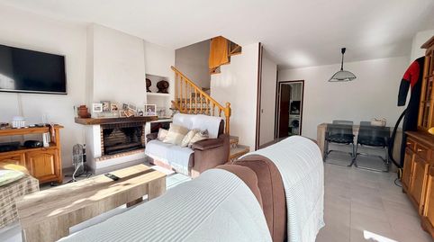 Foto 4 de Casa adosada en venta en Calle Calafell, Can Nicolau - Les Sorres - Valparaiso, Cunit