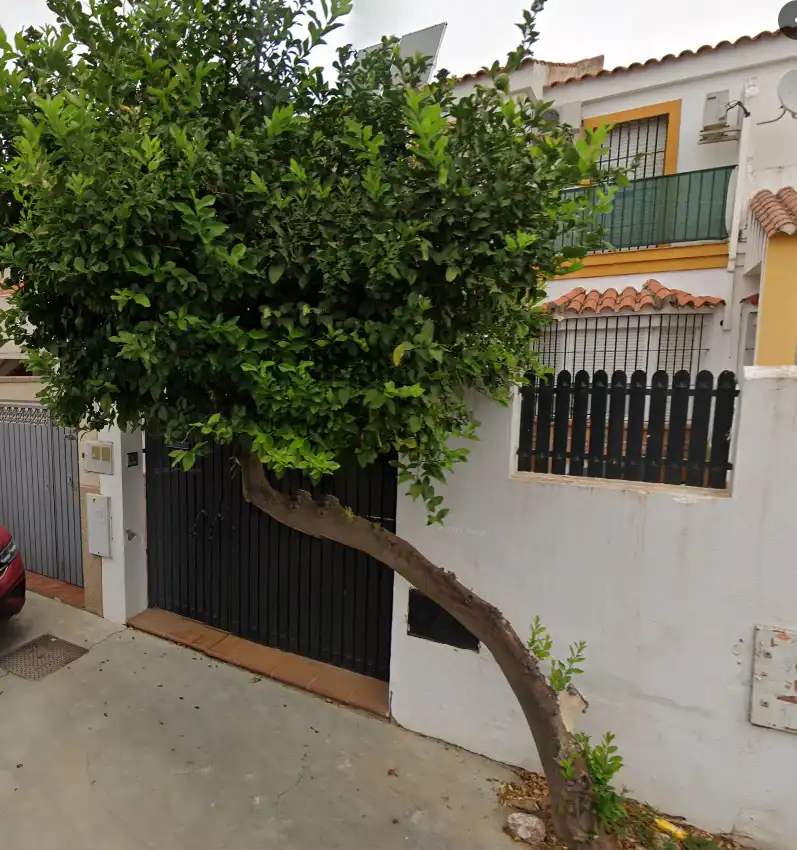 Adossat en venda a Calle Torre del Tajo 19