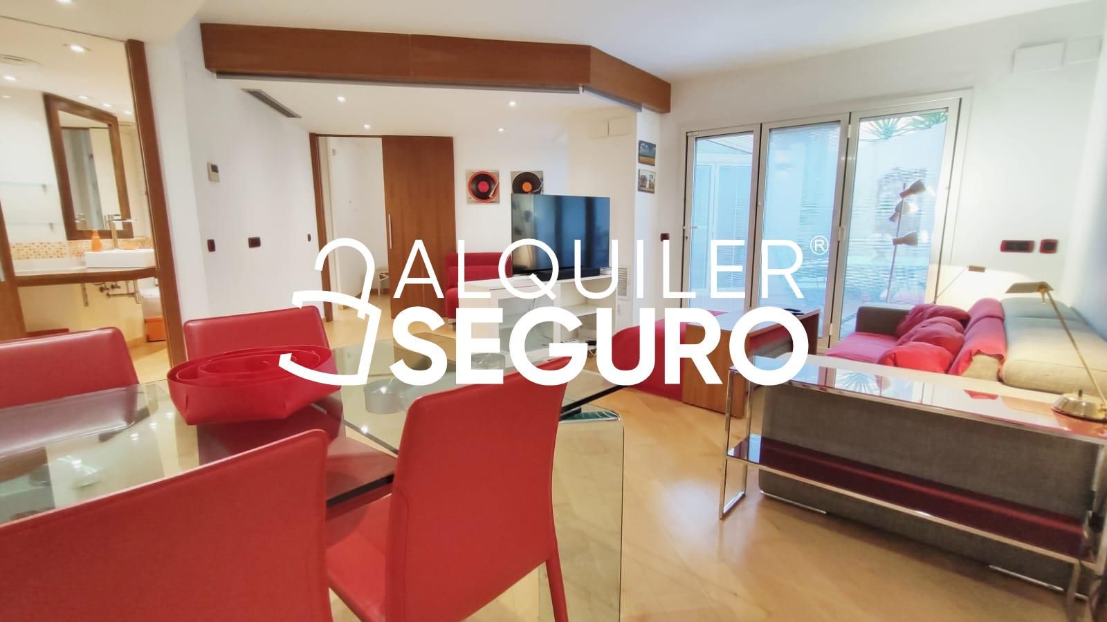 Sala de estar de Piso de alquiler en  Valencia Capital con Aire acondicionado, Calefacción y Terraza