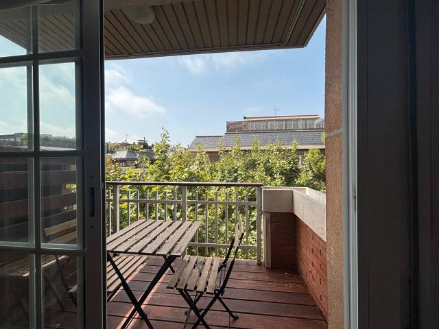 Piso en Alquiler en Carrer d'Angel Guimerà en Les Tres Torres