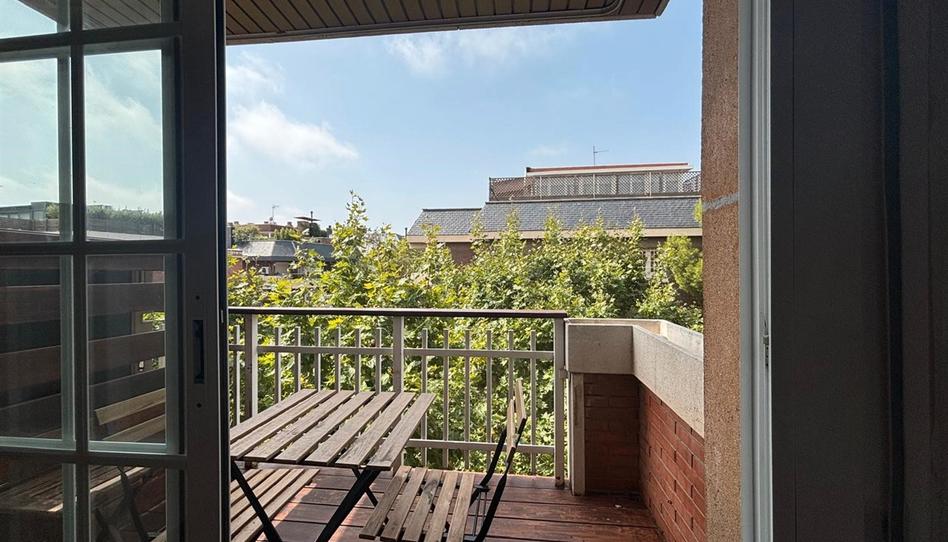 Foto 1 de Piso de alquiler en Carrer D'angel Guimerà, Les Tres Torres, Barcelona