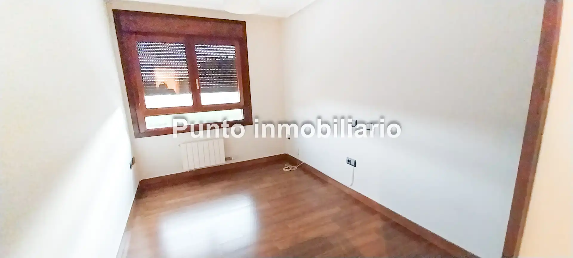 Flat for rent in Calle Santa Ana, 2, La Flecha - Monasterio del Prado