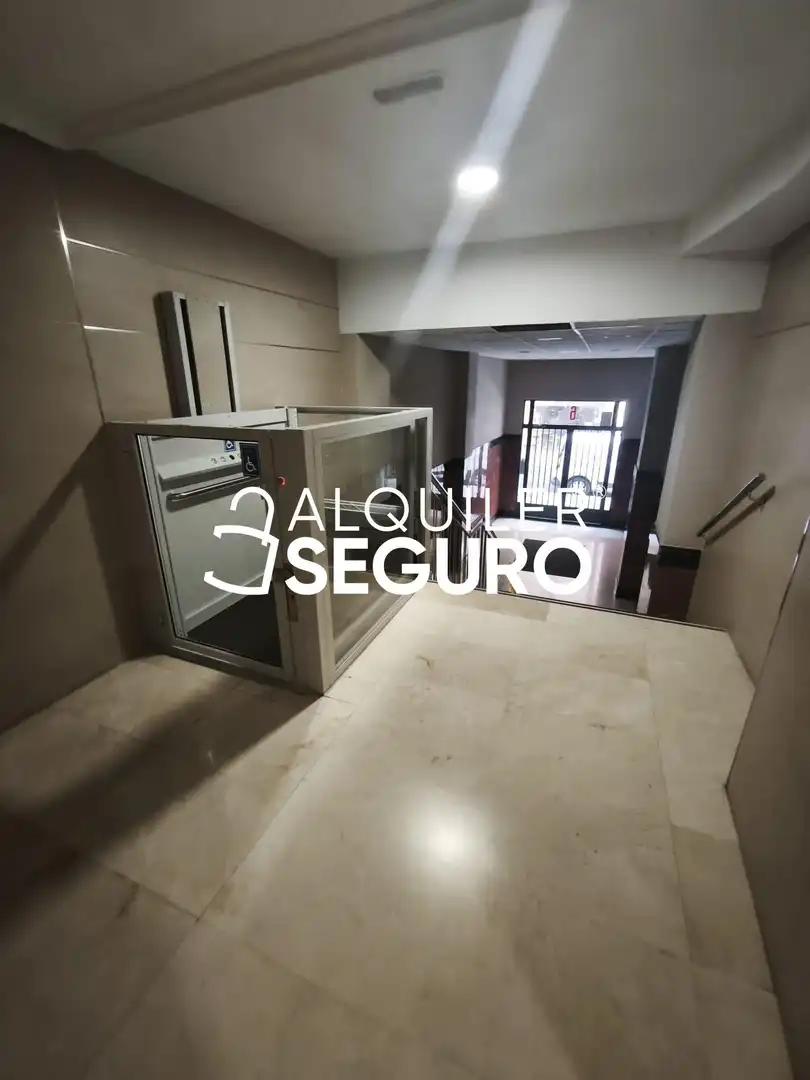 Piso de alquiler en Zaragoza con Aire acondicionado, Calefacción y Terraza
