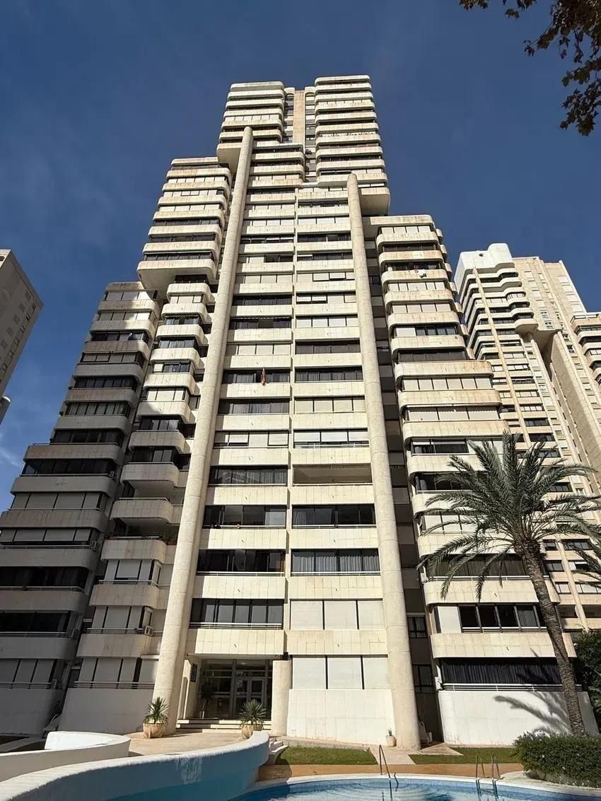 Exterior view of Flat for sale in Benidorm  with Air Conditioner, Private garden and Terrace