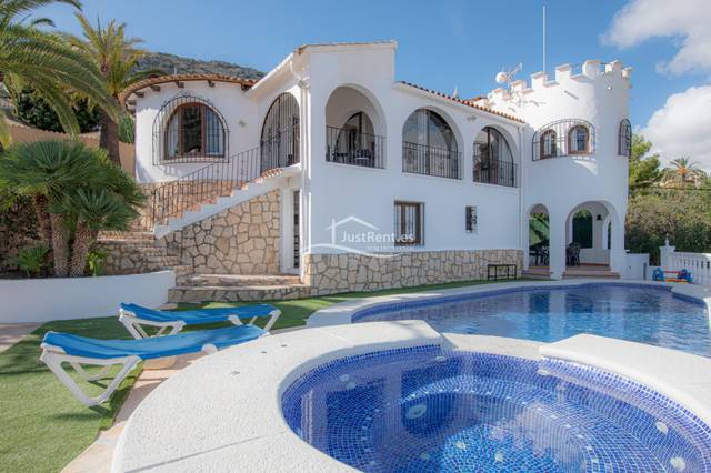 Casa-chalet en Alquiler en Maryvilla