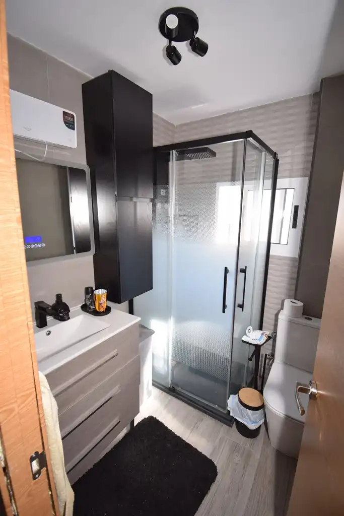 Bathroom of Flat for sale in Miño  with Terrace, Furnished and Washing machine