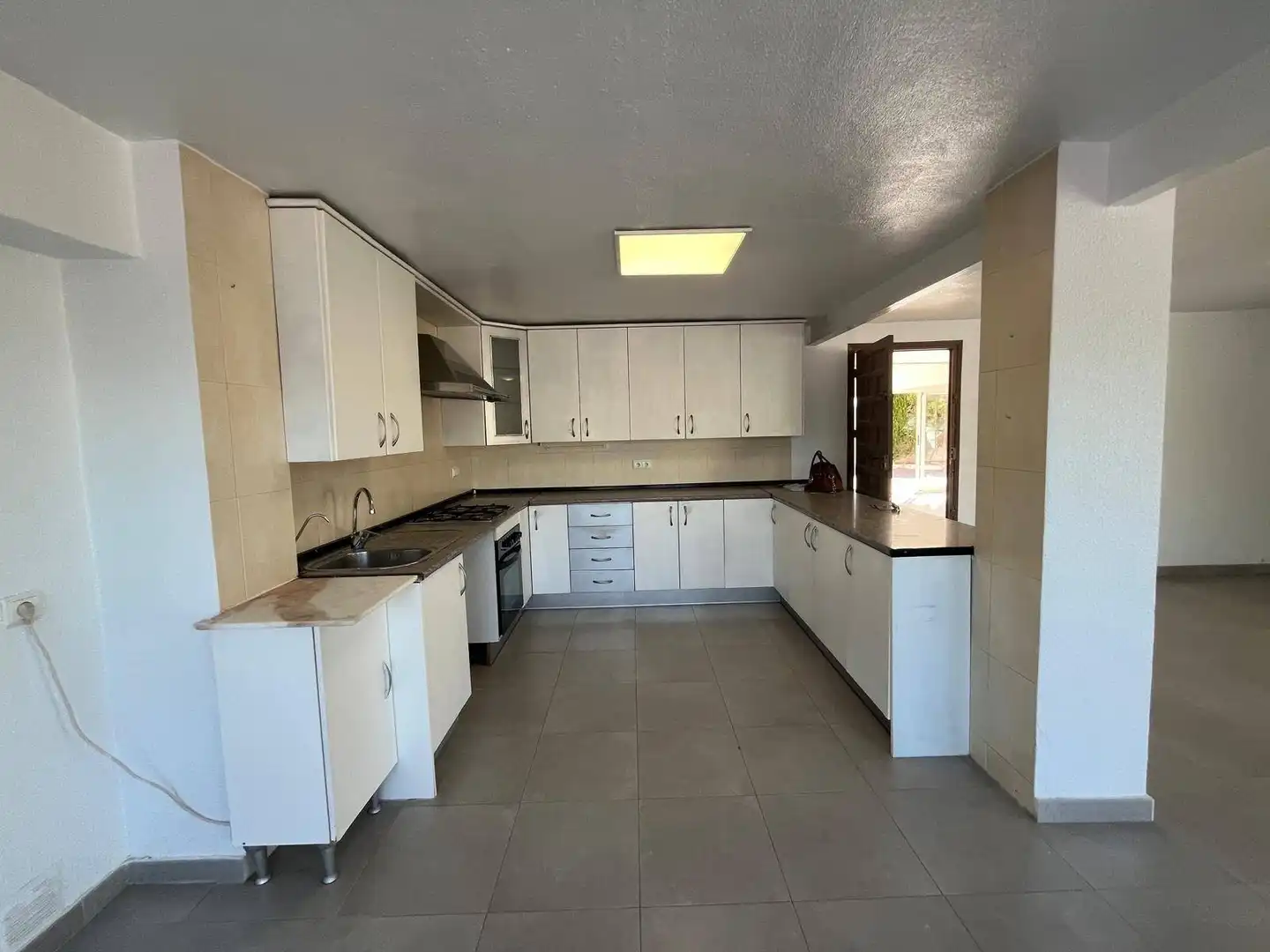 Cocina de Casa o chalet en venta en Elche / Elx con Aire acondicionado, Jardín privado y Trastero