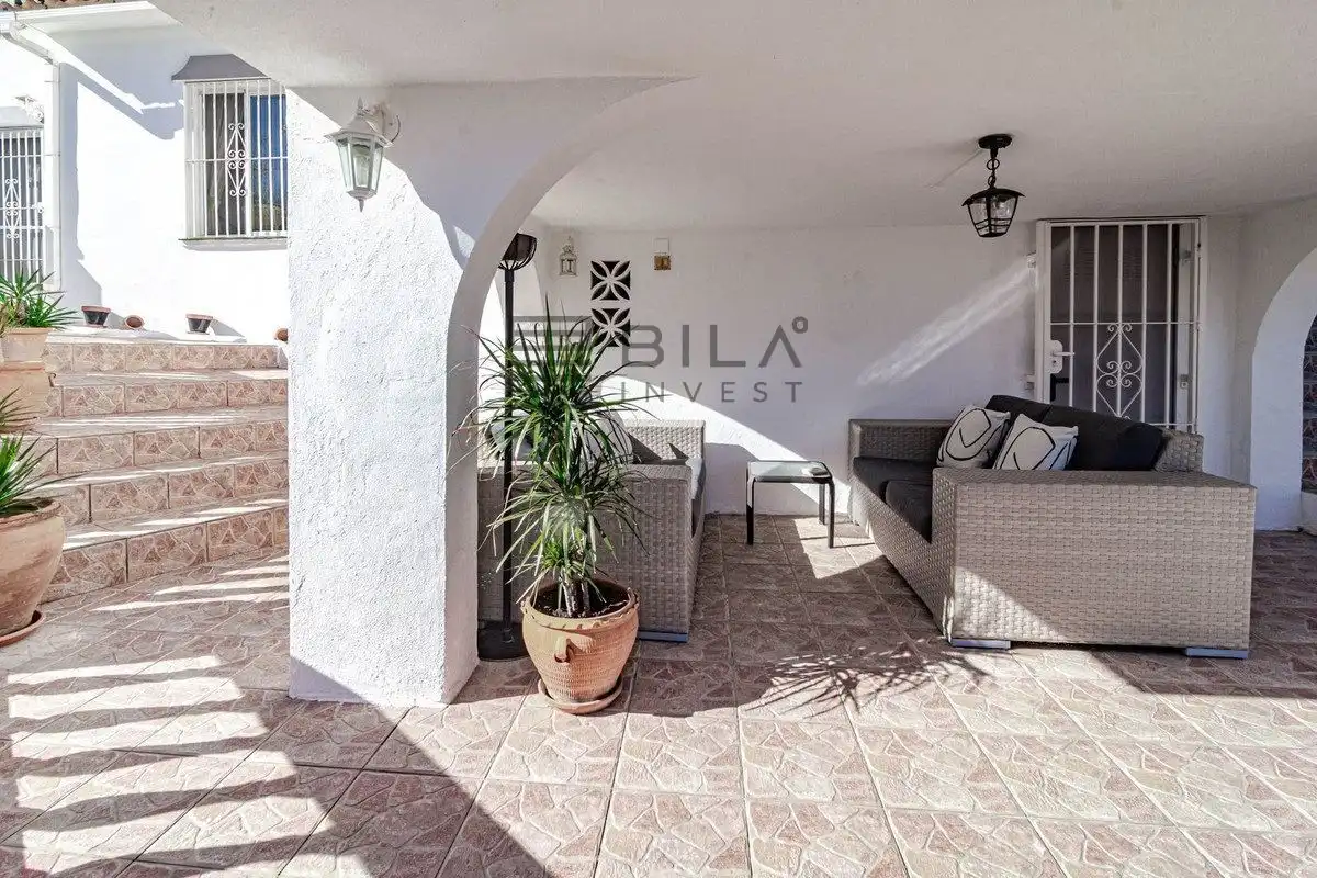 Chalet con piscina en venta en Calahonda, imagen 7