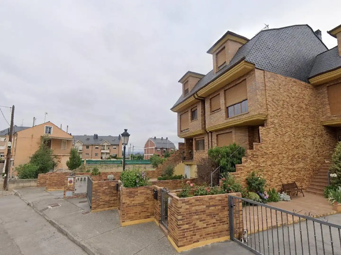 Exterior view of Houses for sale in Ponferrada