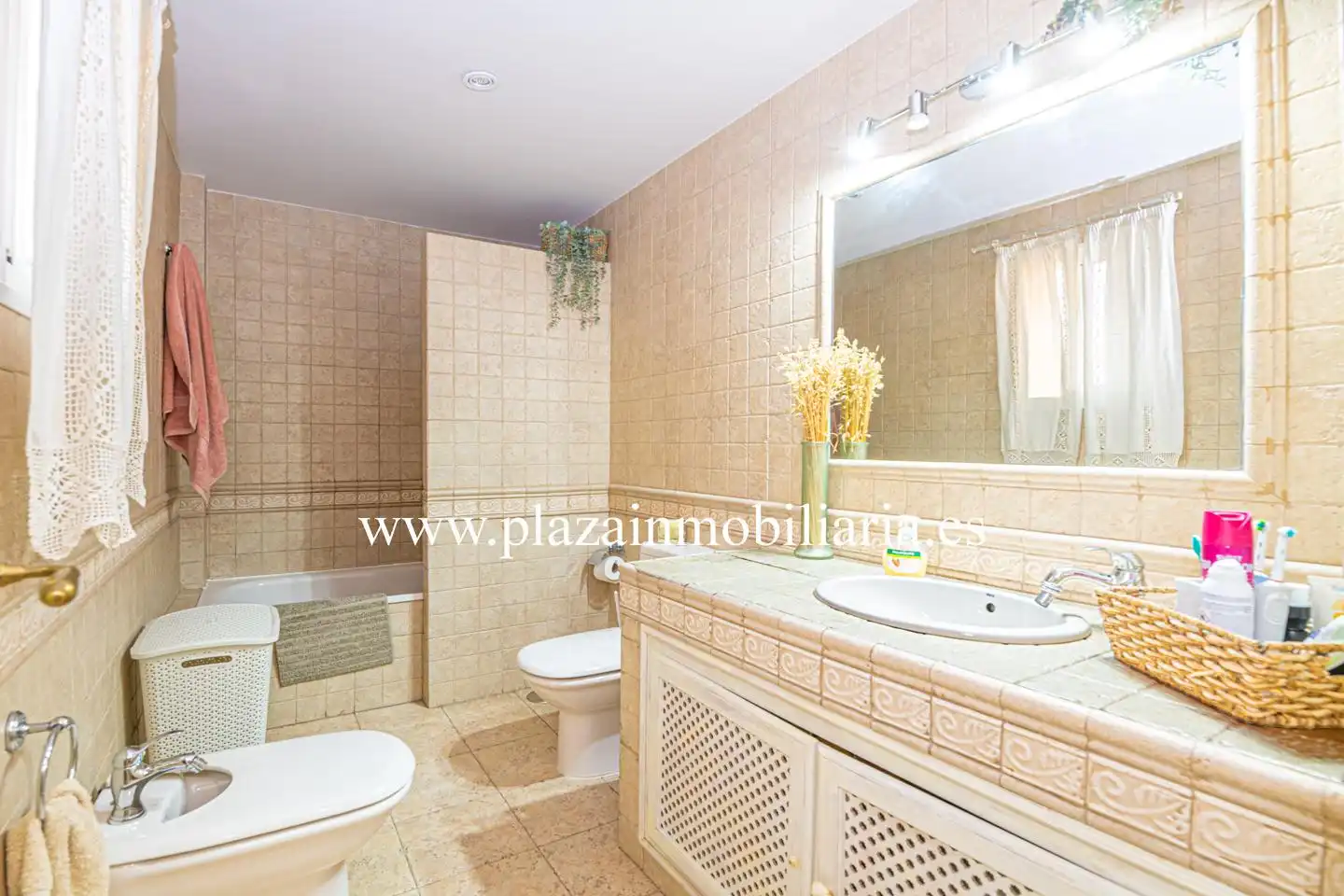 Baño de Casa o chalet en venta en Lucena con Aire acondicionado, Terraza y Trastero