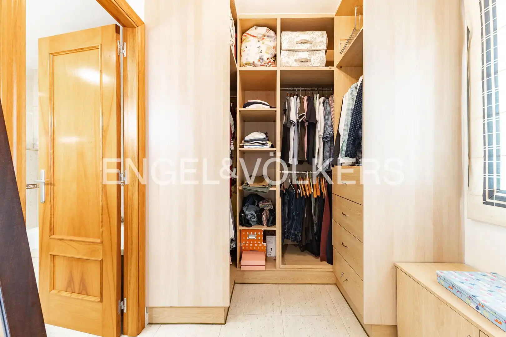 Adosado con terraza en venta en Nucli Urbà, imagen 24