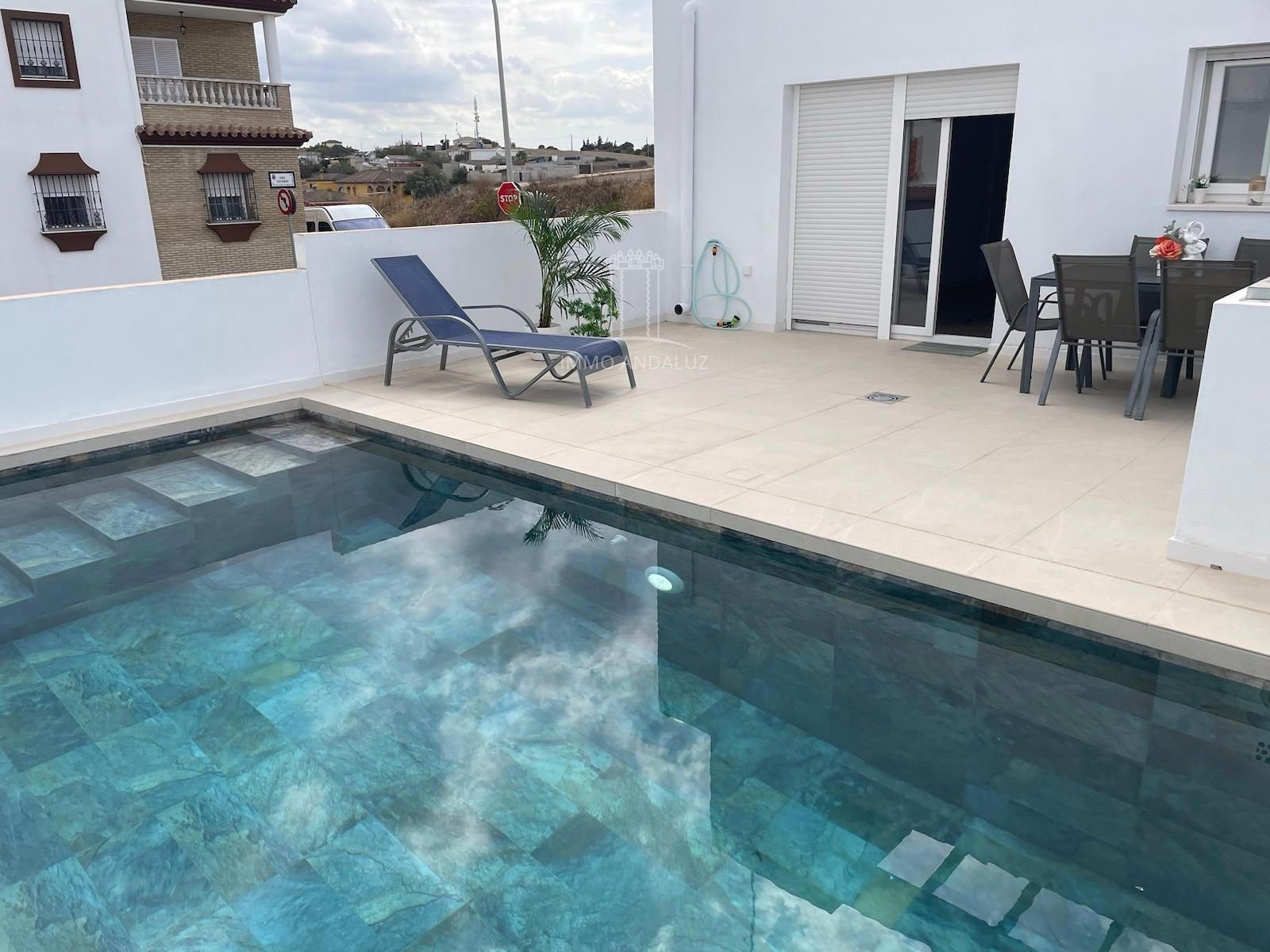Piscina de Casa o xalet en venda en Chiclana de la Frontera amb Piscina