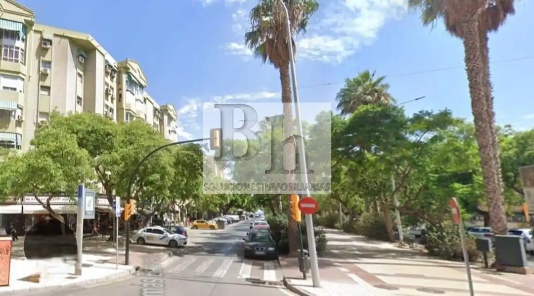 Außenansicht von Geschaftsraum zum Verkauf in Carretera de Cádiz