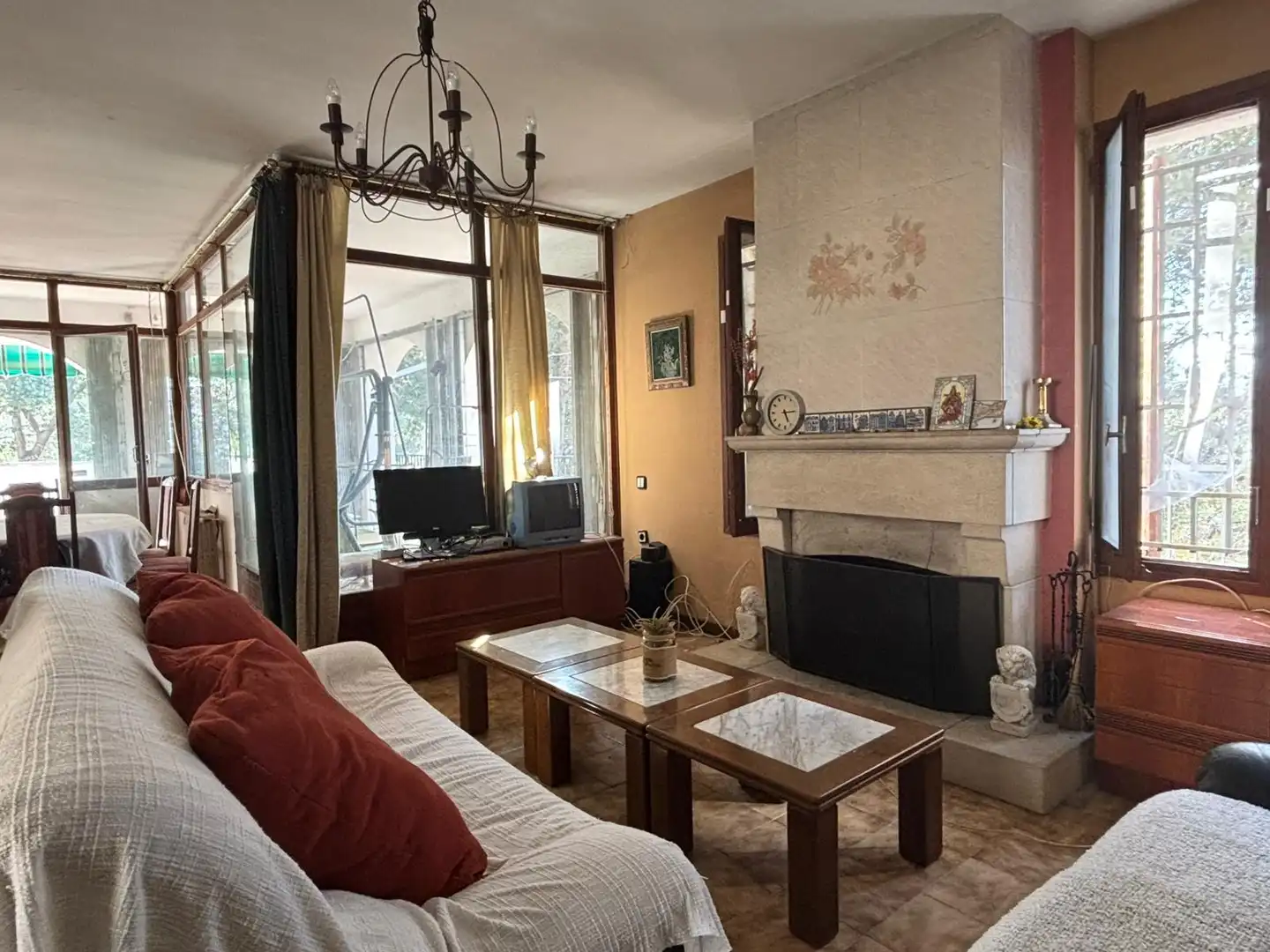 Sala d'estar de Casa o xalet en venda en Tarragona amb Aire condicionat, Calefacció i Jardí privat