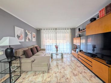 Flat with balcony for sale in Cerdanyola