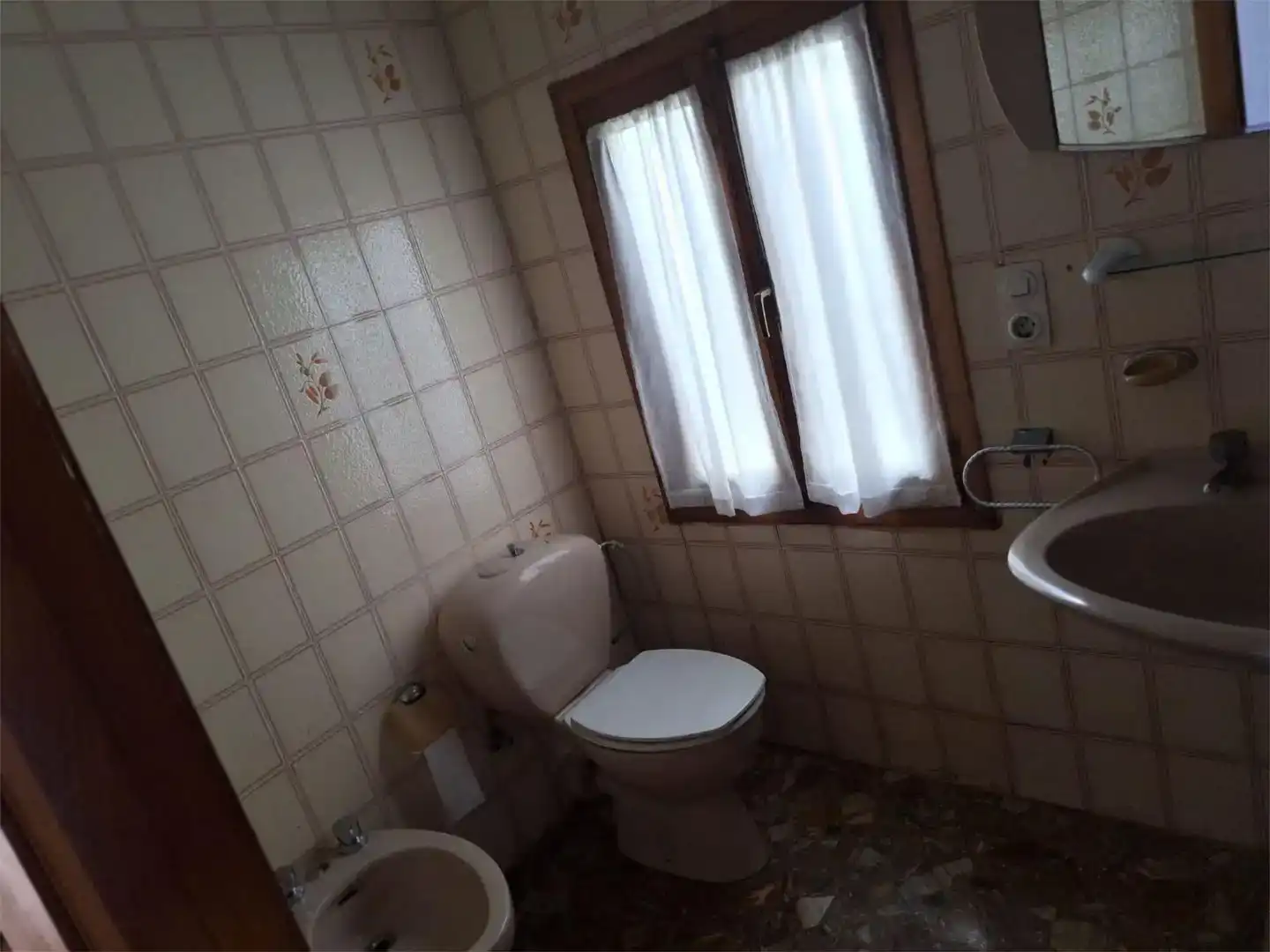 Bathroom of Flat for sale in Sober, Lugo