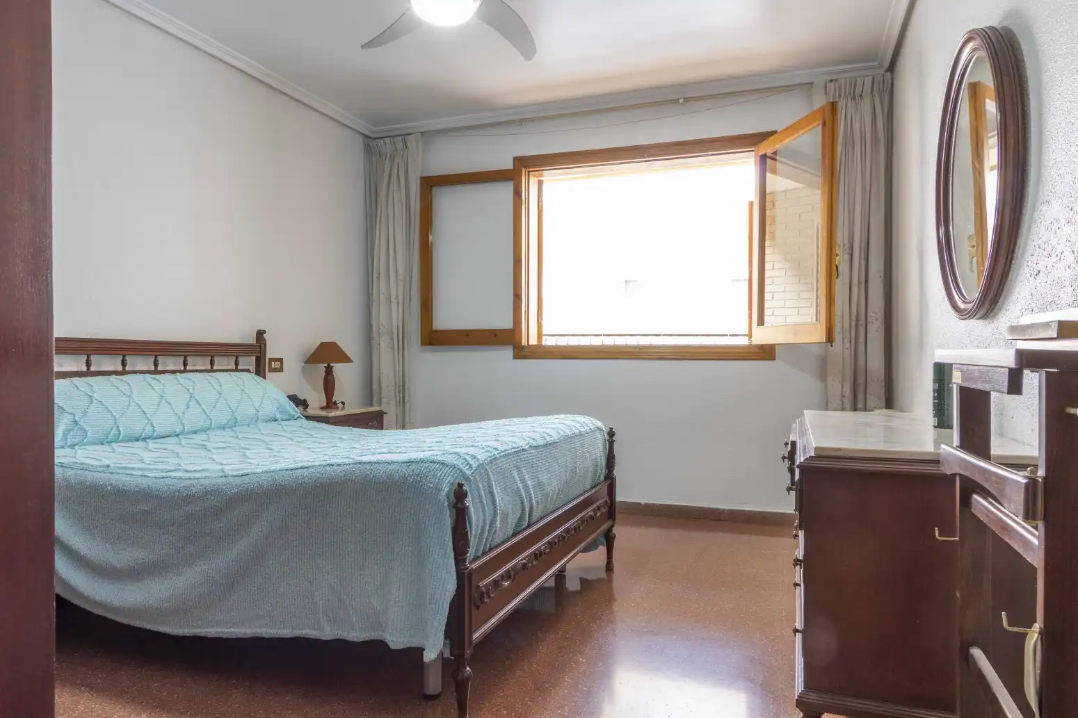 Dormitori de Casa adosada en venda en Sagunto / Sagunt amb Terrassa i Balcó