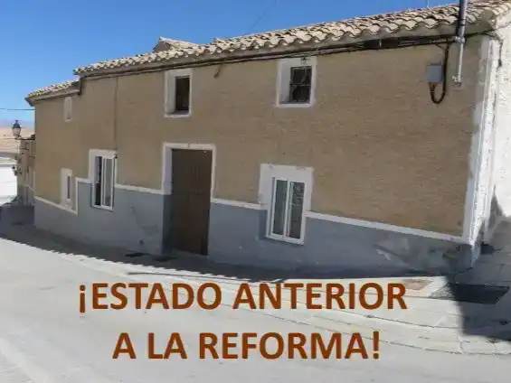 Vista exterior de Casa adosada en venda en Orce