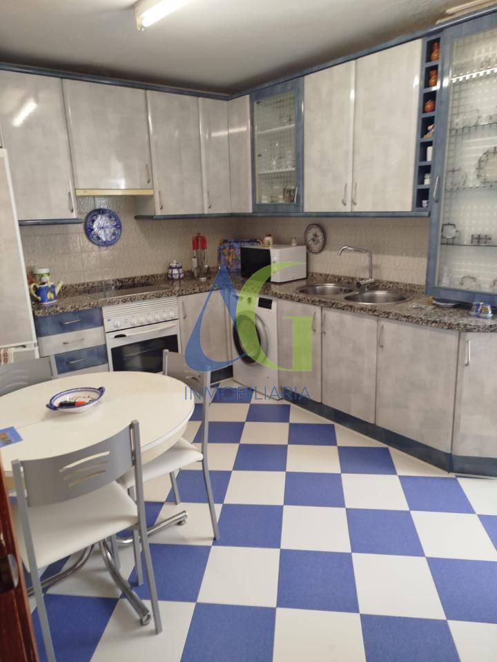 Kitchen of Flat for sale in León Capital   with Heating, Parquet flooring and Terrace