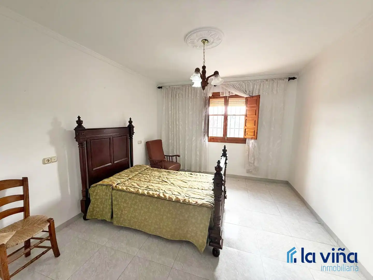 Casa con terraza en venta en Villanueva de Tapia, imagen 4