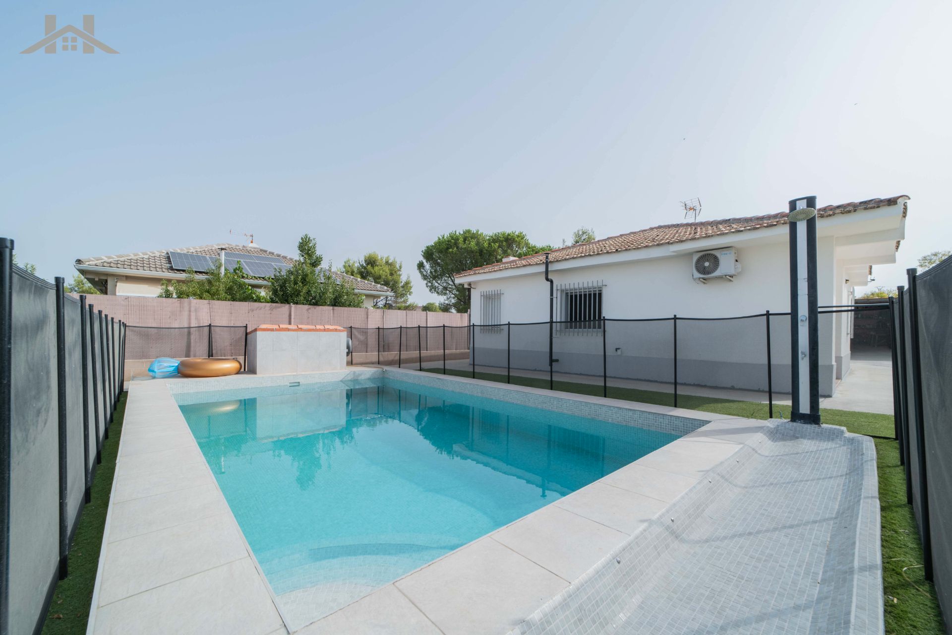 Swimming pool of House or chalet for sale in Carranque  with Air Conditioner, Private garden and Terrace