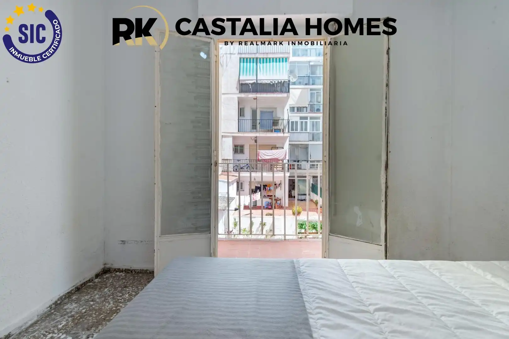 Habitación de Piso en venta en Castellón de la Plana / Castelló de la Plana con Trastero y Balcón