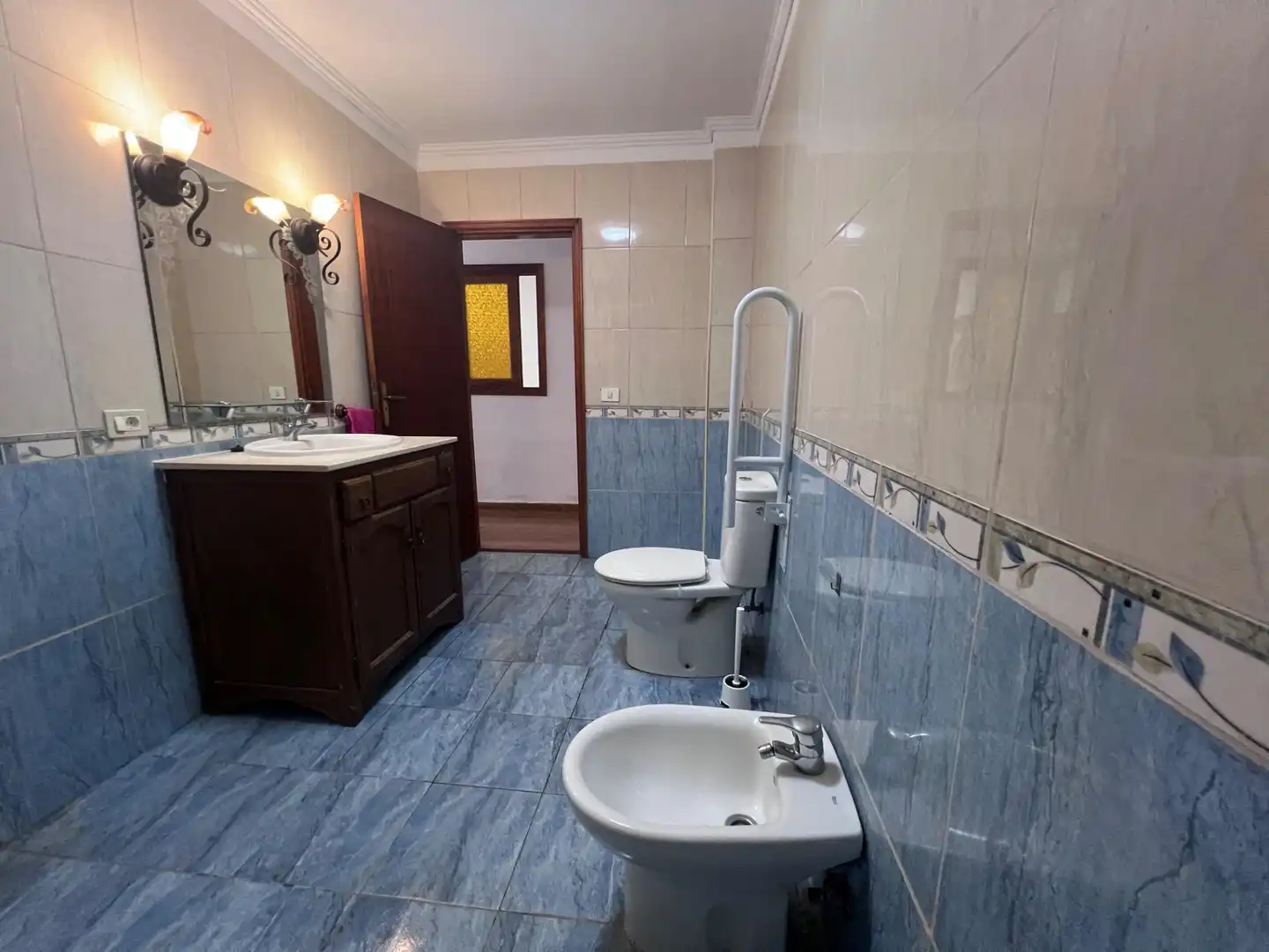 Baño de Piso en venta en Adeje con Amueblado y Balcón