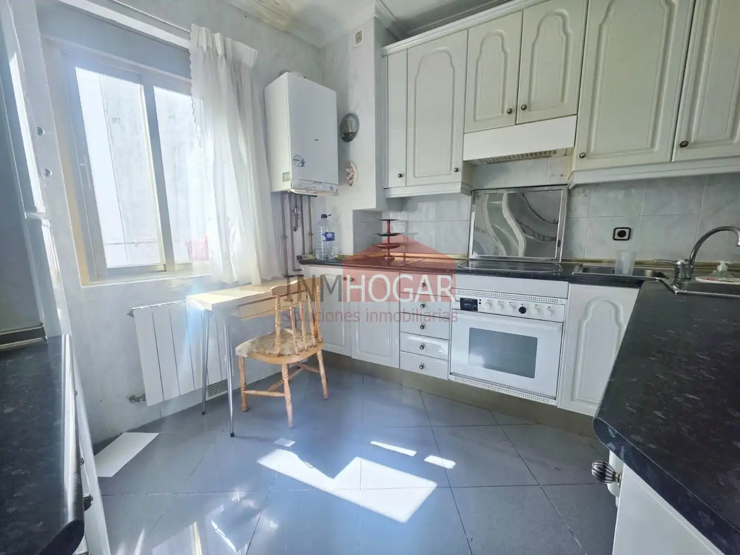 Kitchen of Flat for rent in Ávila  with Heating, Parquet flooring and Furnished