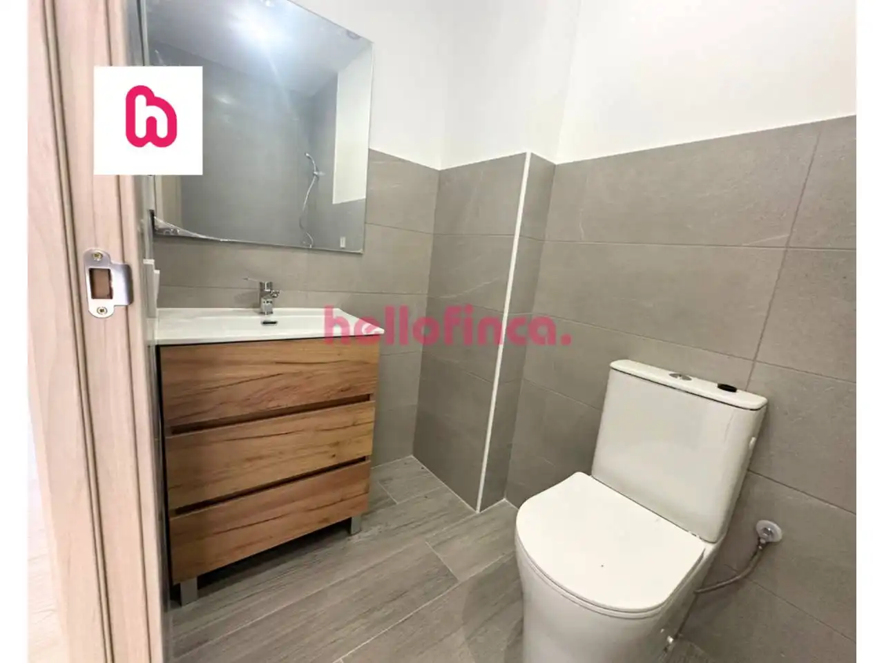 Baño de Piso en venta en Manresa con Parquet, Terraza y Alarma