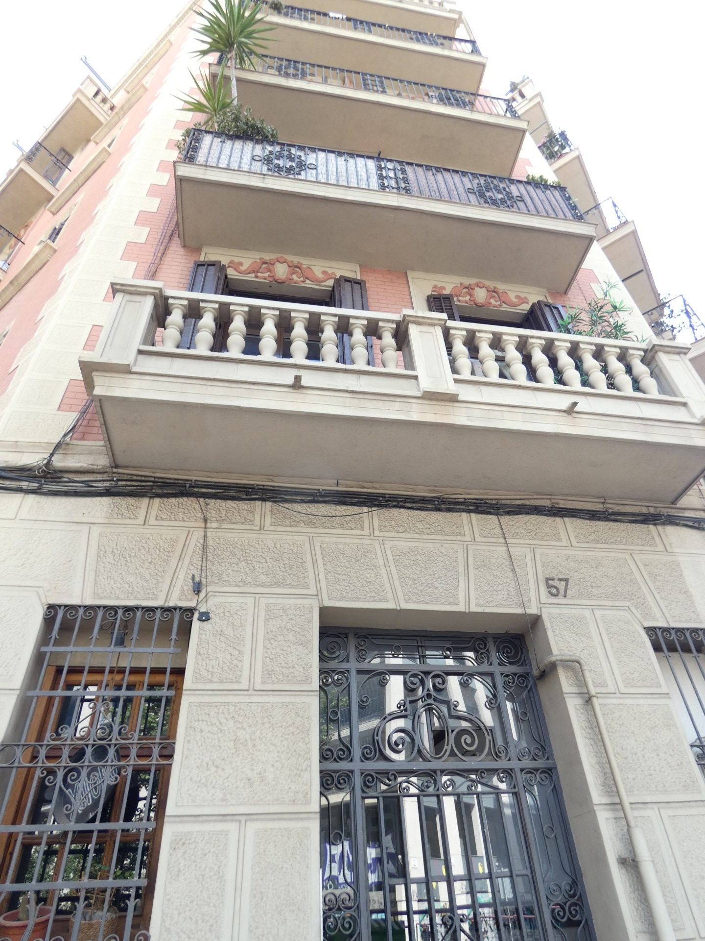 Exterior view of Flat to rent in  Barcelona Capital  with Air Conditioner, Heating and Furnished