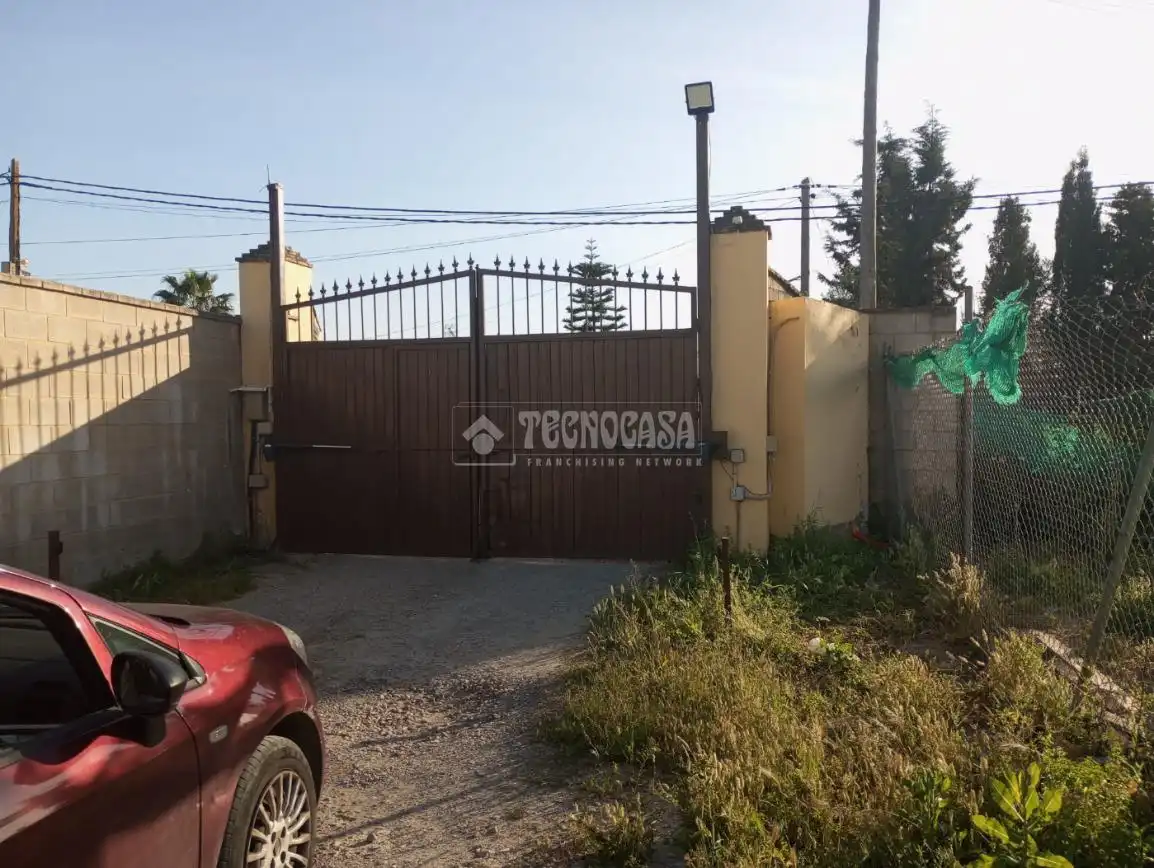 Finca rústica en venta en Coria del Río