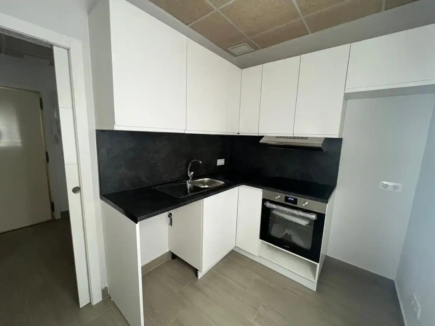 Cocina de Piso en venta en Madrid con Aire acondicionado y Amueblado