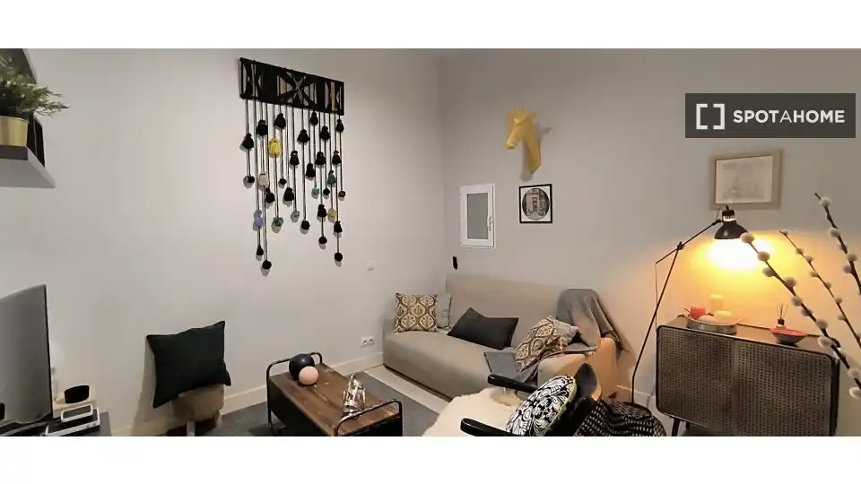 Sala de estar de Piso de alquiler en Madrid con Aire acondicionado, Calefacción y Amueblado