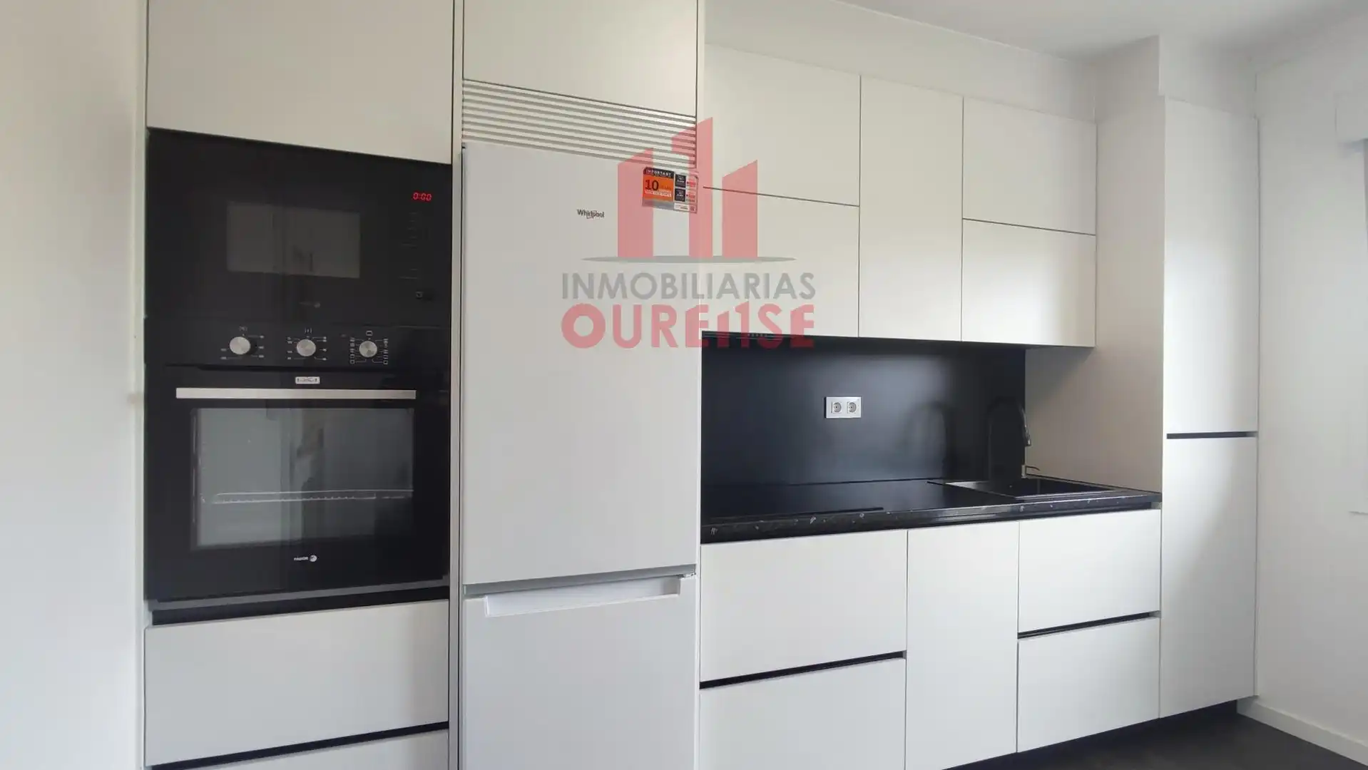 Küche von Wohnung zur Miete in Ourense Capital  mit Heizung, Möbliert und Balkon