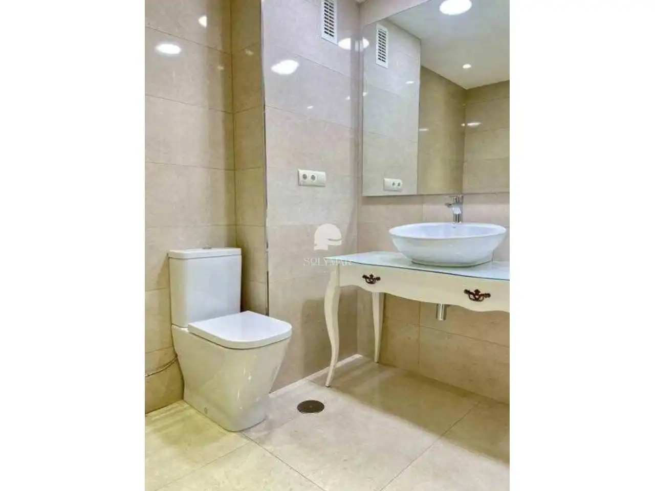 Bathroom of Flat for rent in Vélez-Málaga  with Air Conditioner and Terrace