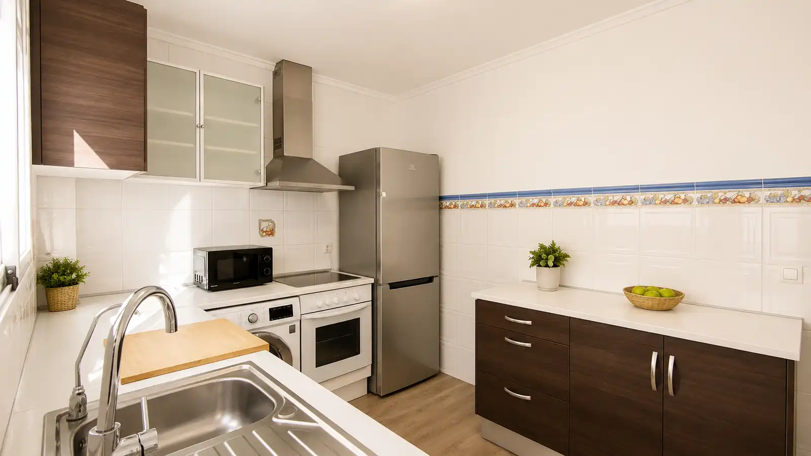 Cuina de Casa o xalet en venda en Elche / Elx amb Aire condicionat, Calefacció i Jardí privat