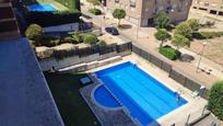 Swimming pool of Flat for sale in Salamanca Capital