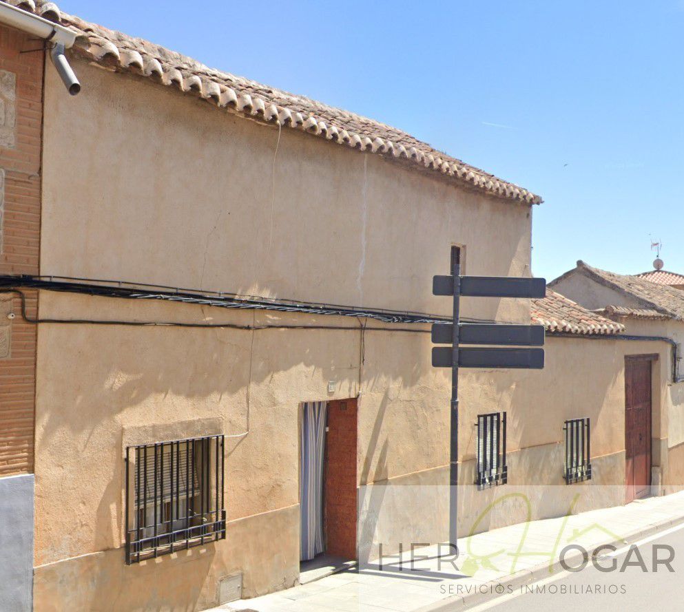 Exterior view of House or chalet for sale in Los Yébenes  with Private garden and Storage room