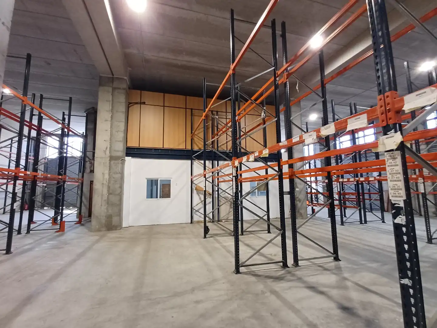 Industrial buildings for rent in Mataró