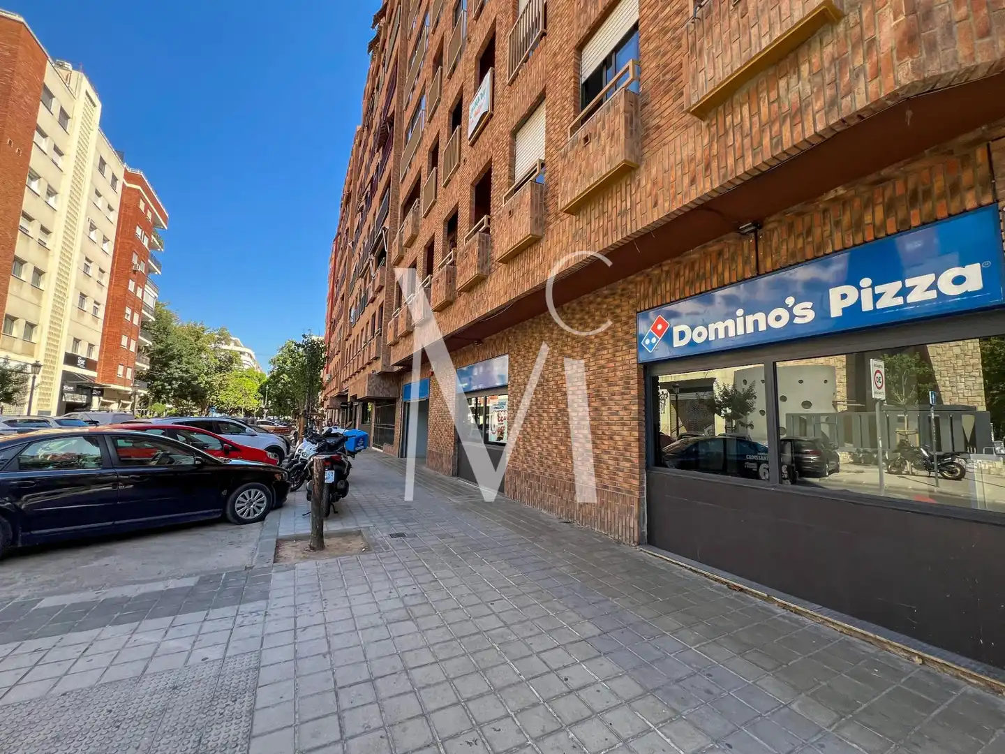 Local comercial en alquiler en Plaza Plaza Xúquer