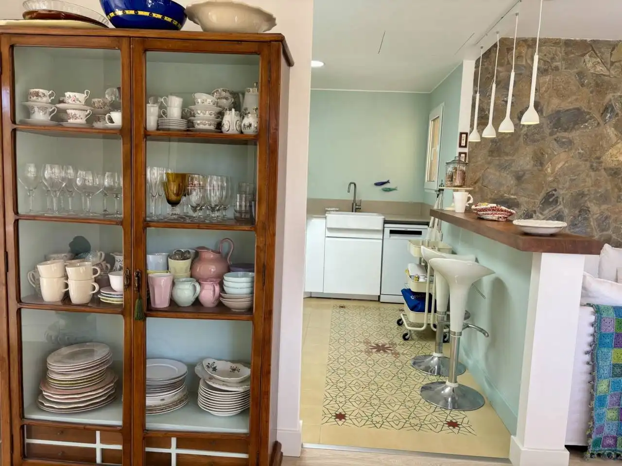 Cocina de Piso de alquiler en Sant Feliu de Guíxols con Terraza y Amueblado