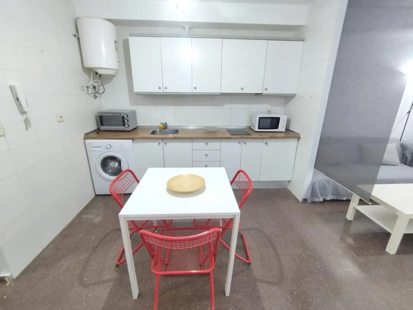 Study for rent in Santa María de Gracia