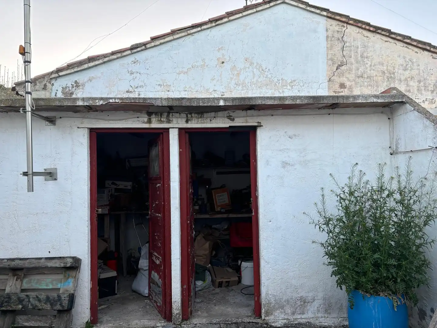 Außenansicht von Wohnung zum Verkauf in Zuera mit Klimaanlage, Heizung und Privatgarten